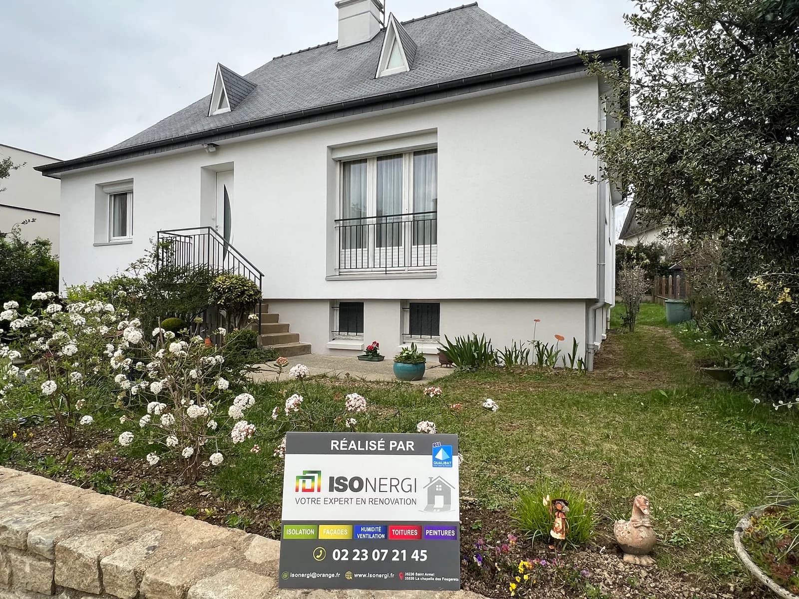 Chantier d'isolation thermique par l'extérieur réalisé par ISONERGI en Ille-et-Vilaine