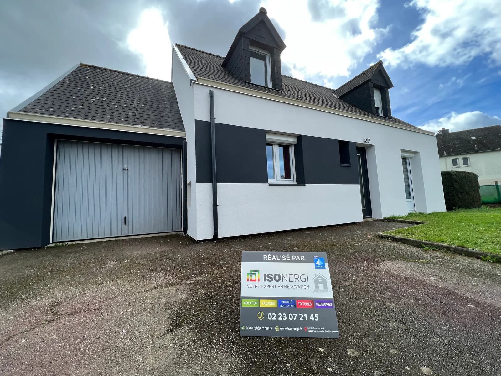 Chantier d'isolation thermique par l'extérieur réalisé par ISONERGI en Ille-et-Vilaine