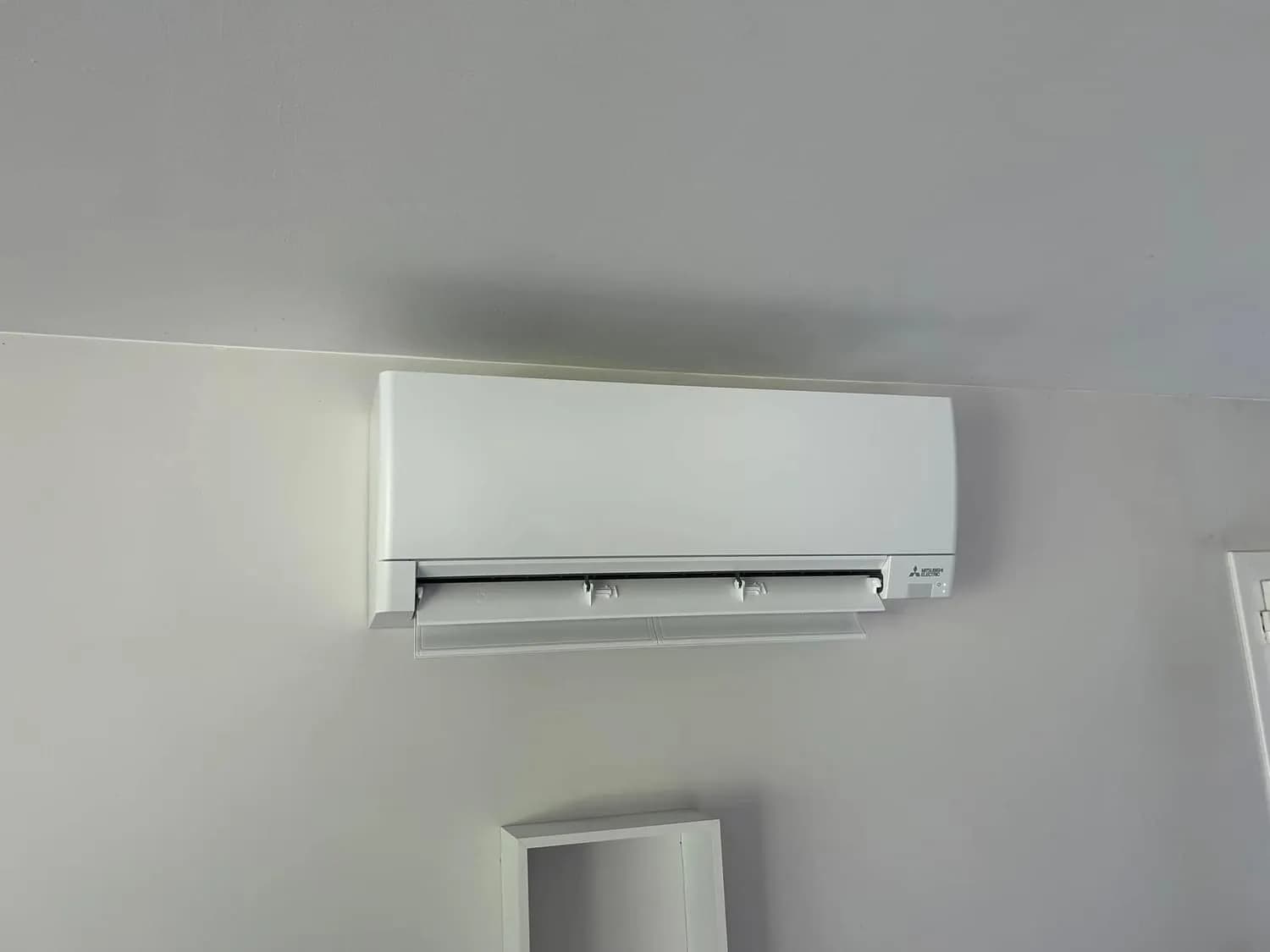 Installation de pompe à chaleur réalisée par ISONERGI dans la région de Rennes