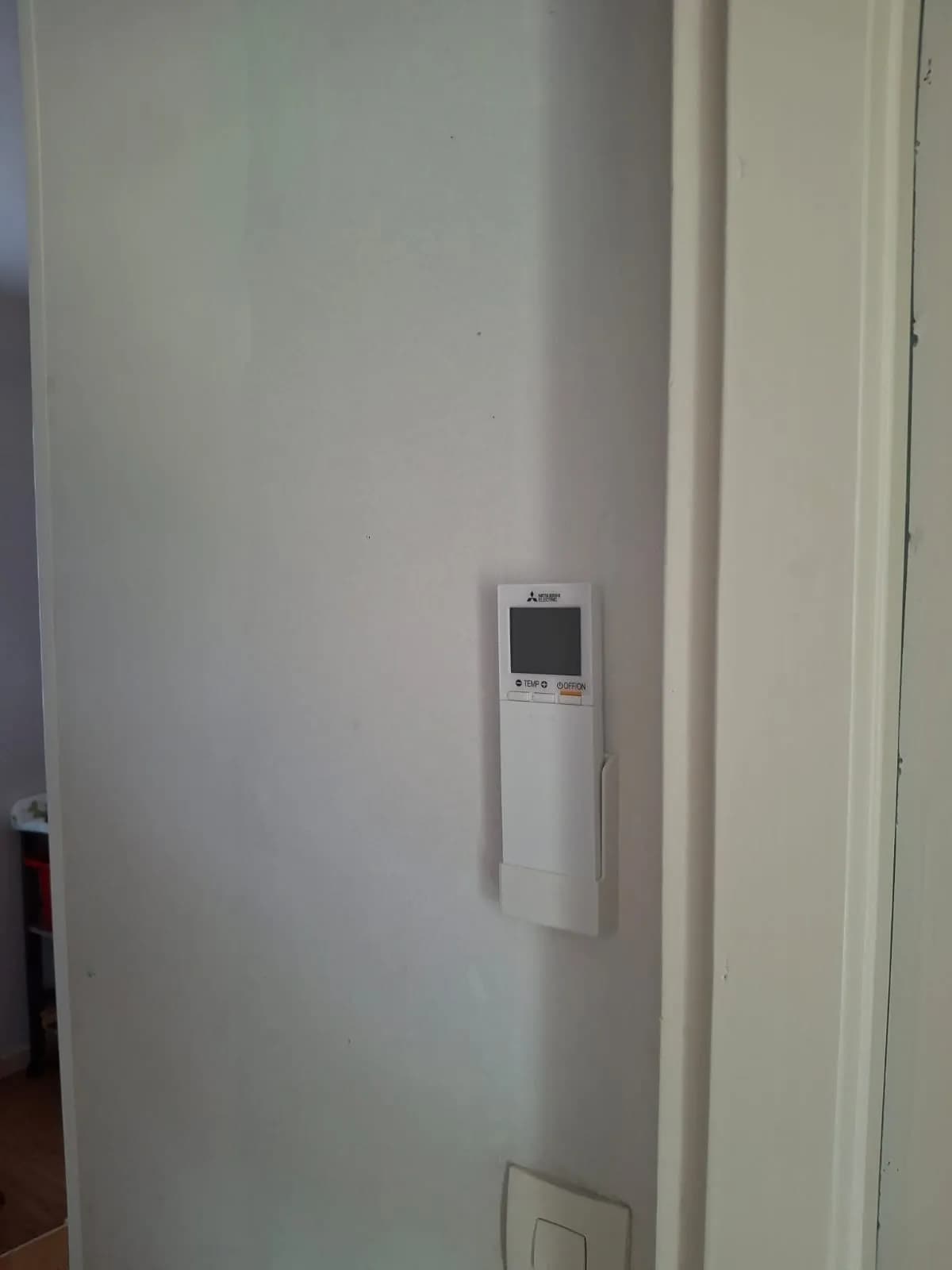 Installation de pompe à chaleur réalisée par ISONERGI dans la région de Rennes