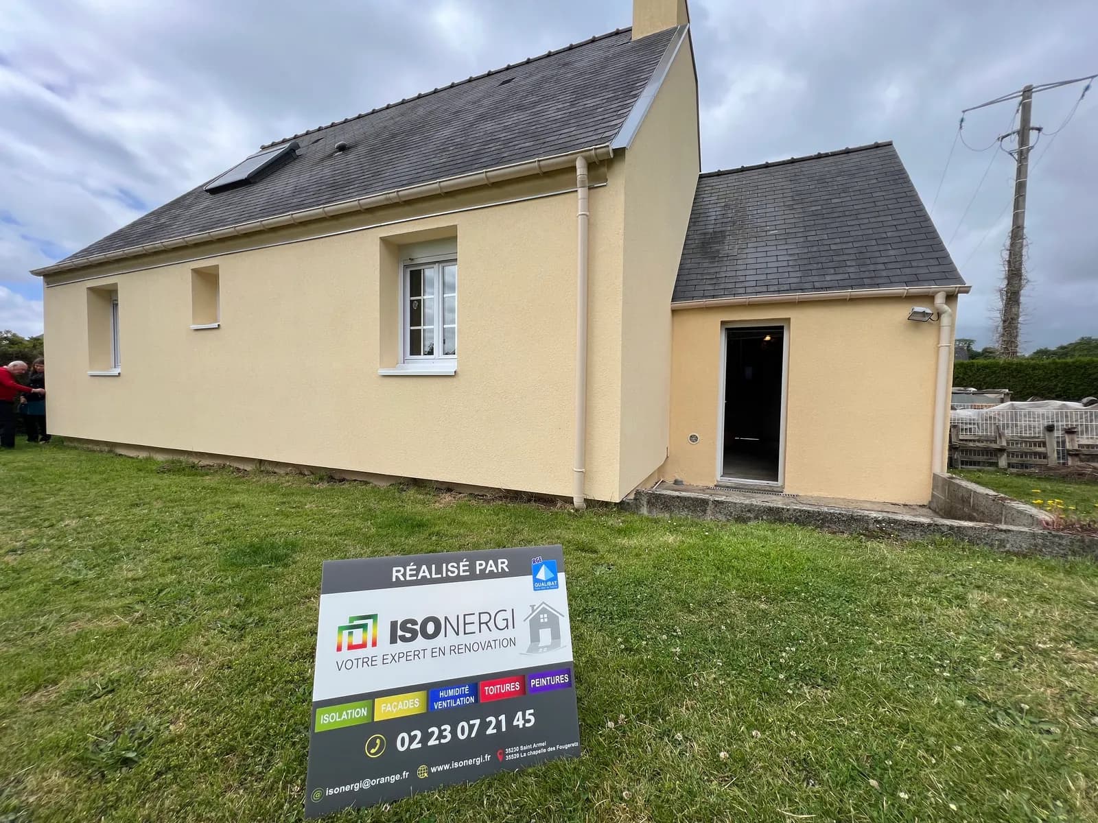 Chantier d'isolation thermique par l'extérieur réalisé par ISONERGI en Ille-et-Vilaine