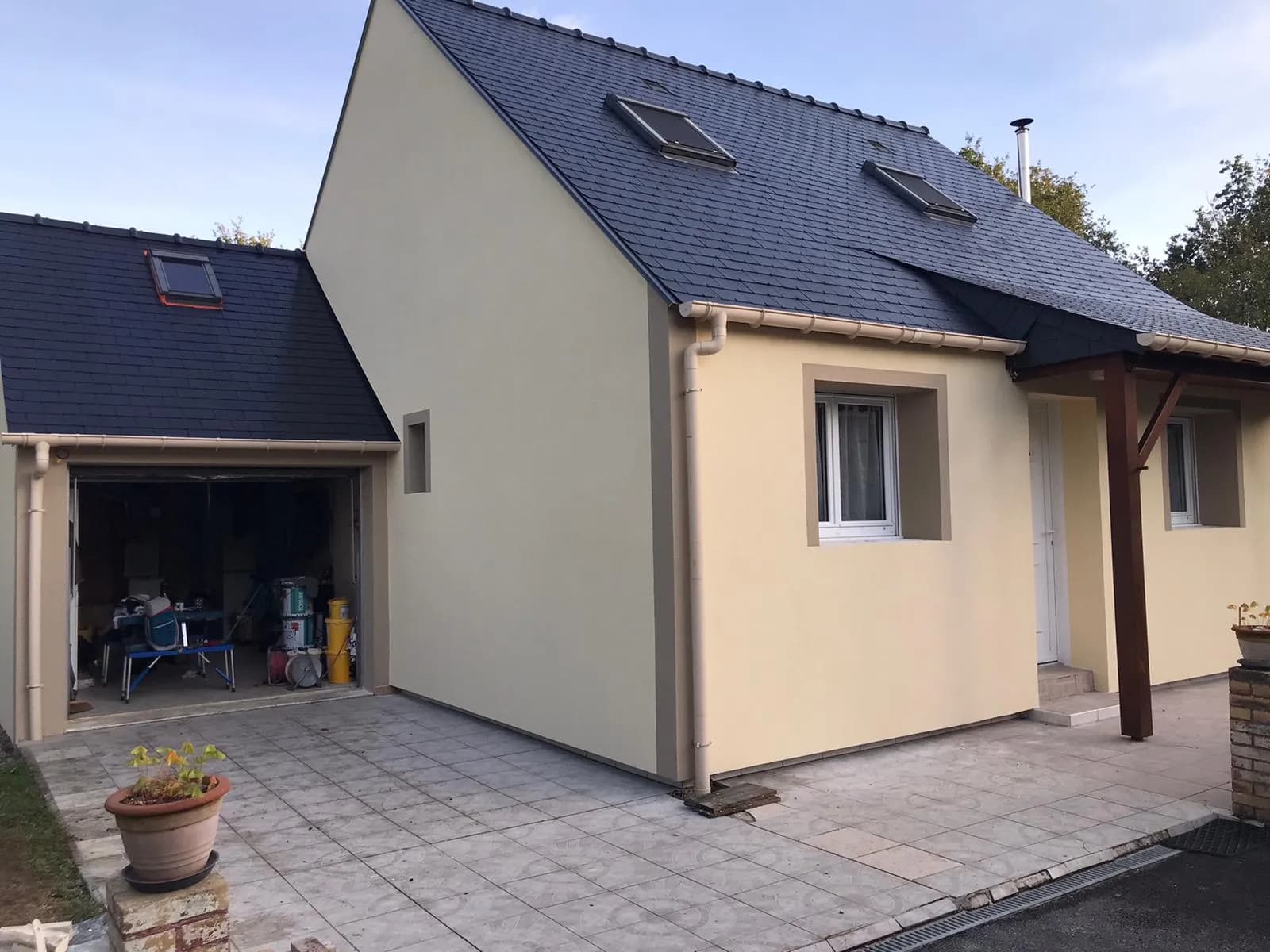 Rénovation de toiture réalisée par ISONERGI près de Rennes